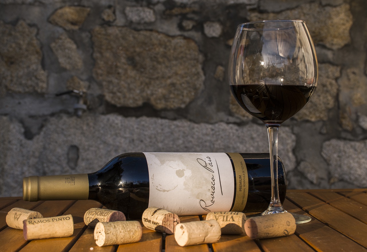 免费 22 瓶红酒！Laithwaites 和 WSJ Wine + Amex Offer + 返现网，还可以倒赚【10/03：已收到 Amex Credit】